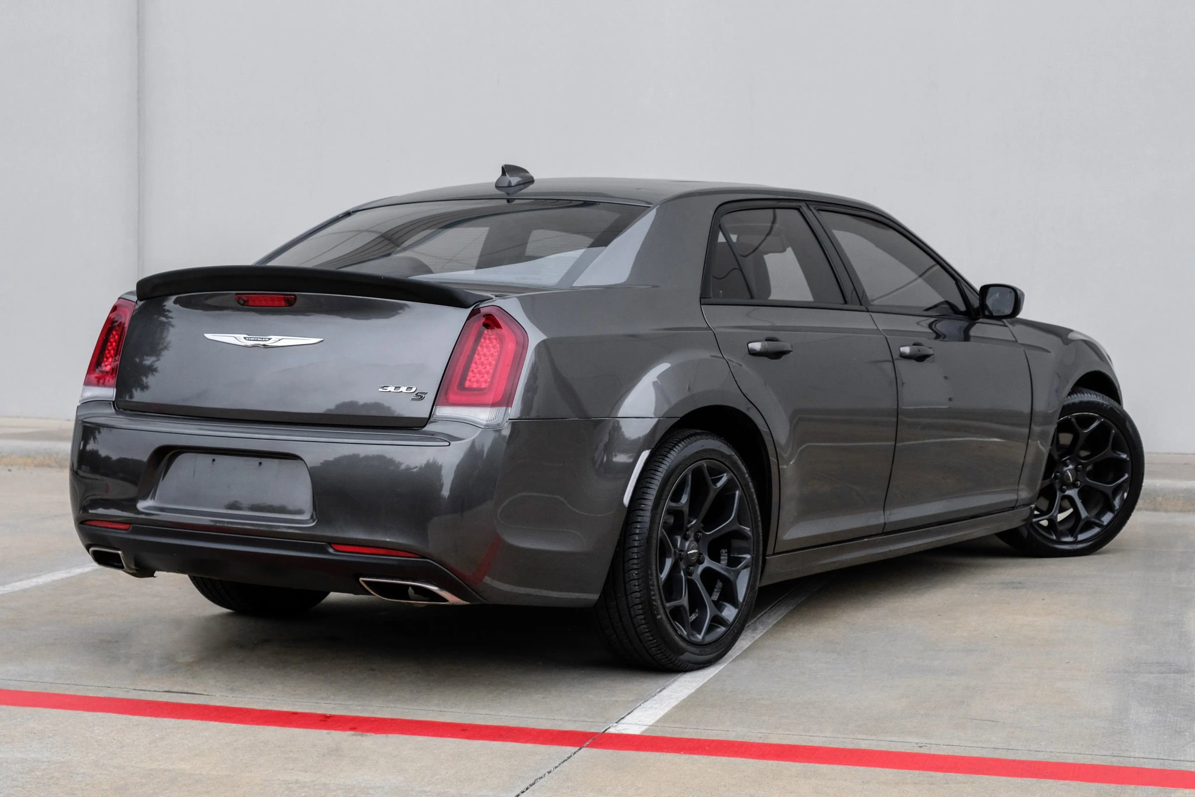 Used 2020 Chrysler 300 S RWD image 14