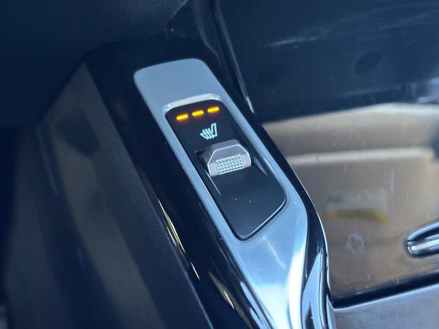 Certified 2022 Kia Sorento SX w/ Panoramic Sunroof Package image 28