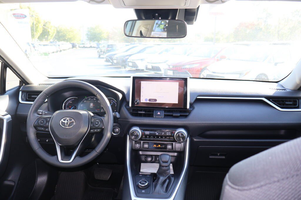 Certified 2025 Toyota RAV4 XLE w/ Weather Package AWD/4WD image 21