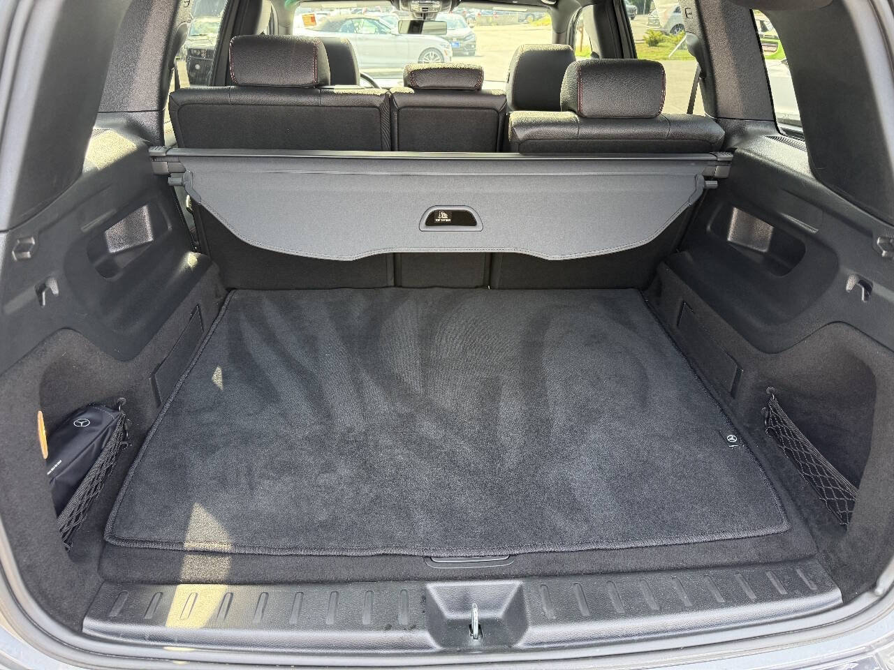 Used 2021 Mercedes-Benz GLB 250 4MATIC image 10