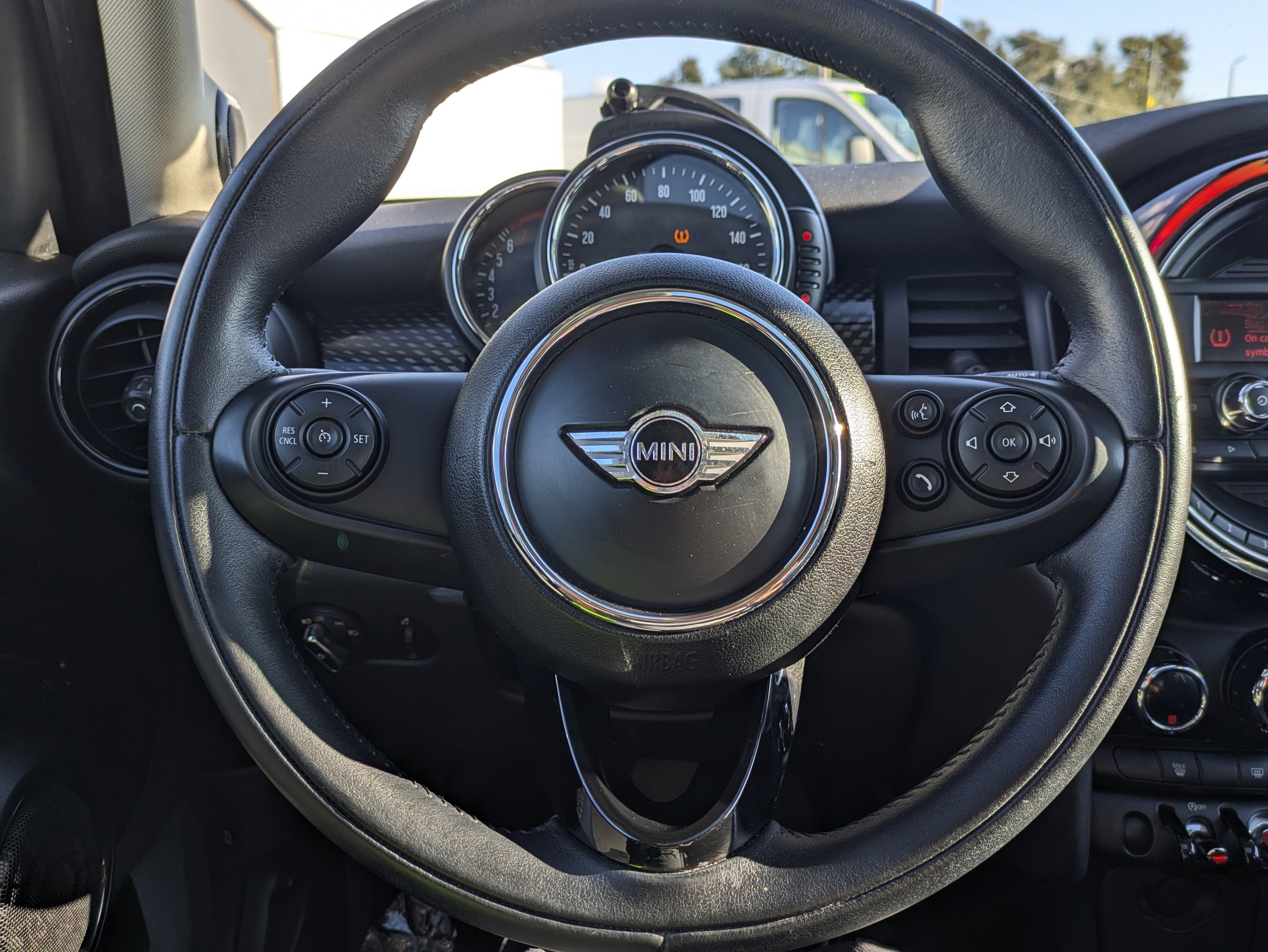 Used 2016 MINI Cooper S image 26