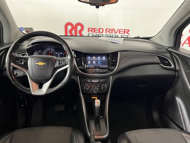 Used 2018 Chevrolet Trax LT w/ LT Convenience Package FWD image 13