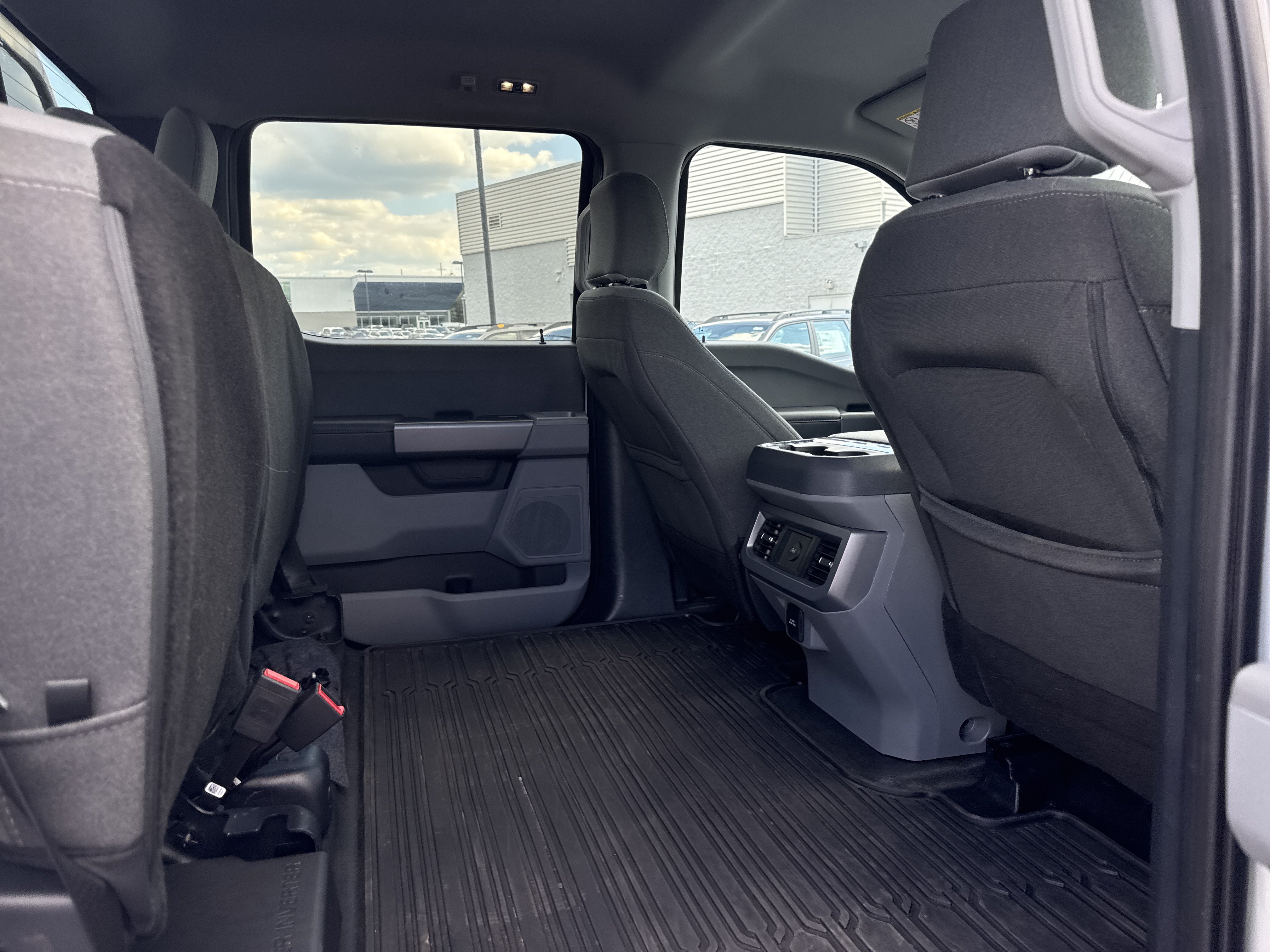 Used 2025 Ford F450 XLT w/ XLT Value Package AWD/4WD image 20