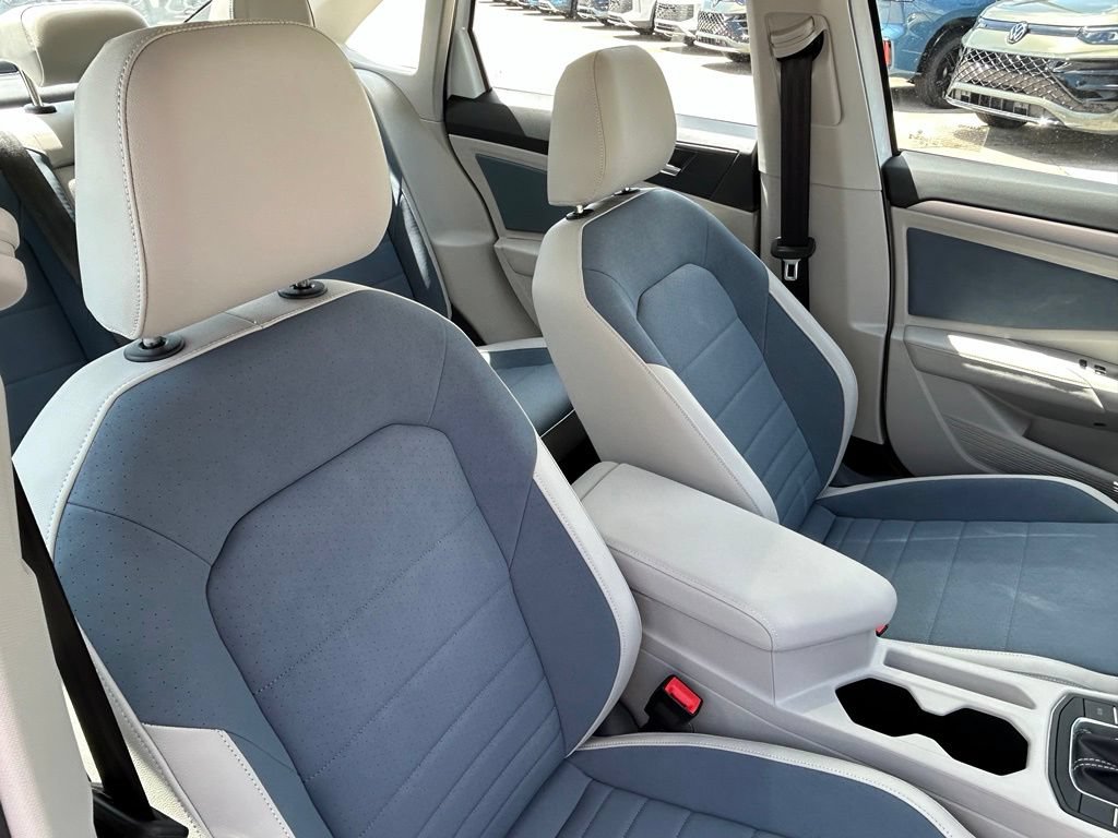 New 2026 Volkswagen Jetta SE FWD image 35
