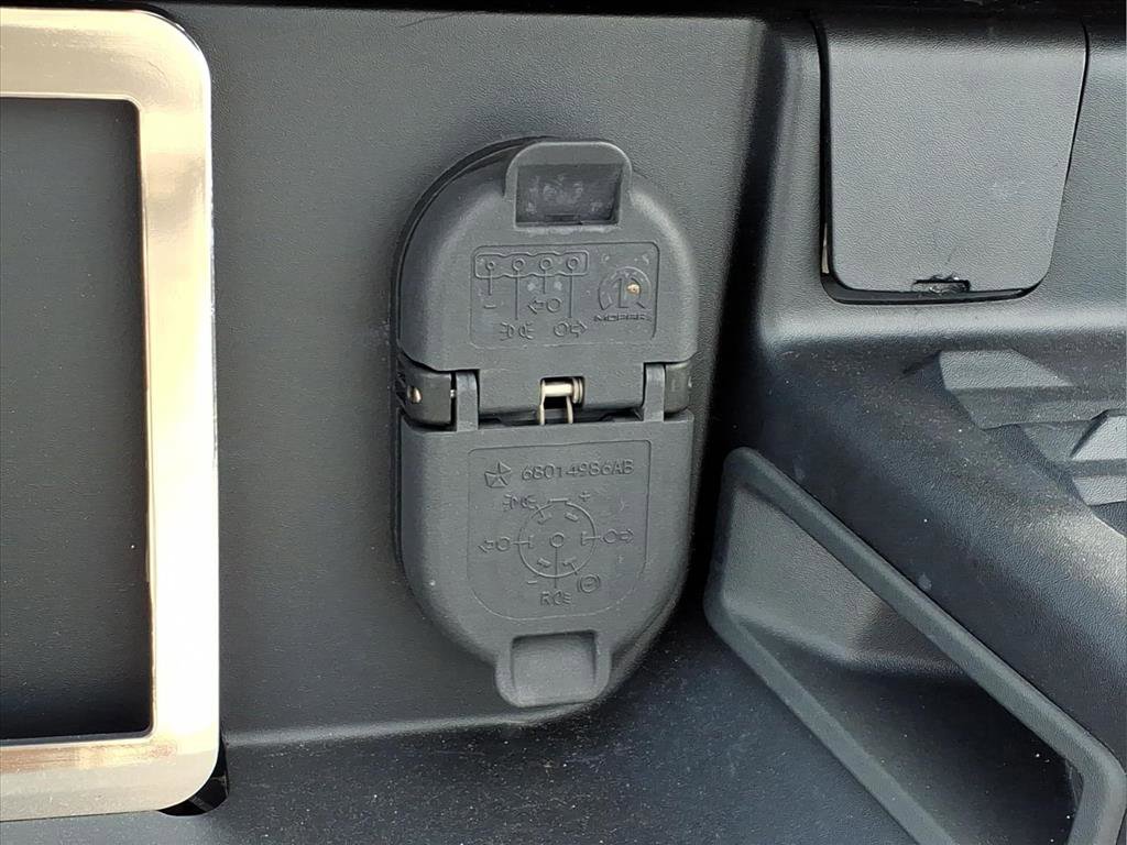 Used 2021 RAM 1500 Big Horn AWD/4WD image 12