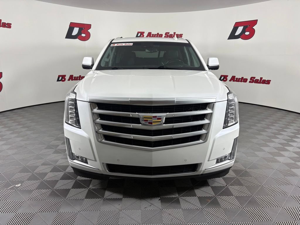 Used 2019 Cadillac Escalade Luxury AWD/4WD image 9