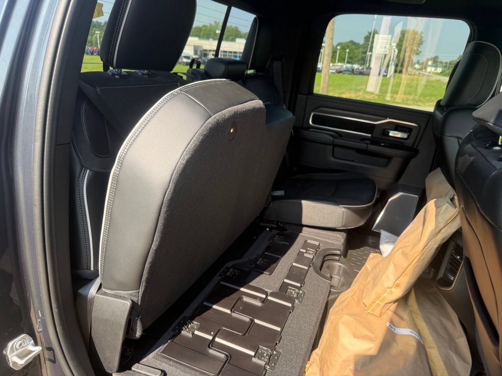 New 2026 RAM 5500 4x4 Crew Cab w/ Laramie Trim Package image 57