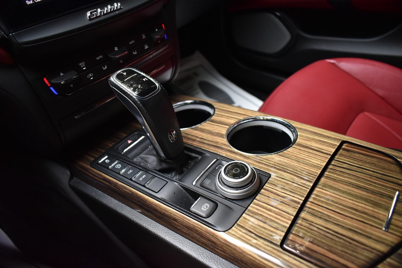 Used 2019 Maserati Ghibli GranLusso RWD image 28