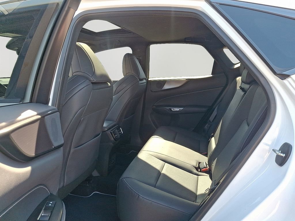 Used 2023 Lexus NX 350 F Sport image 8