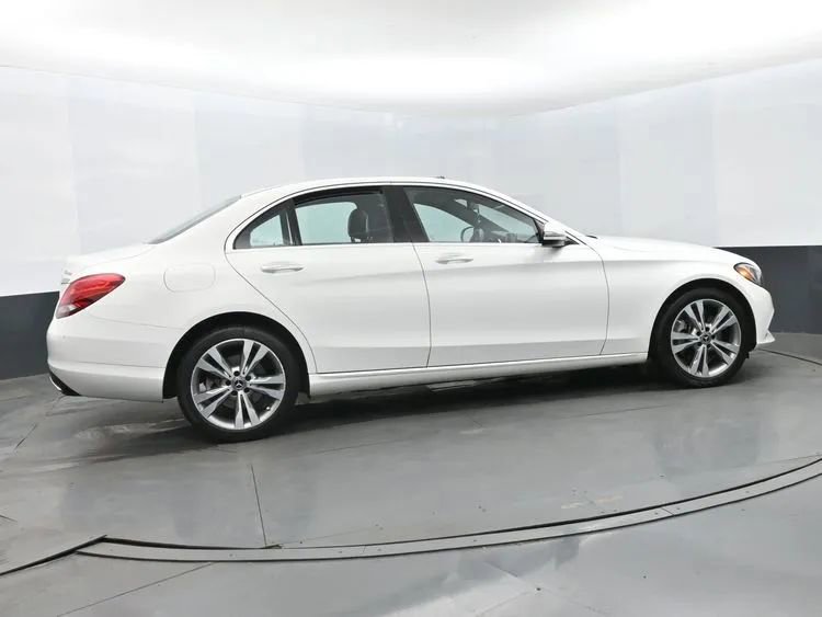 Used 2018 Mercedes-Benz C 300 4MATIC Sedan w/ Premium Package image 4