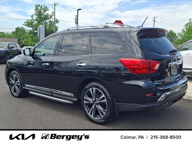 Used 2018 Nissan Pathfinder Platinum AWD/4WD image 8