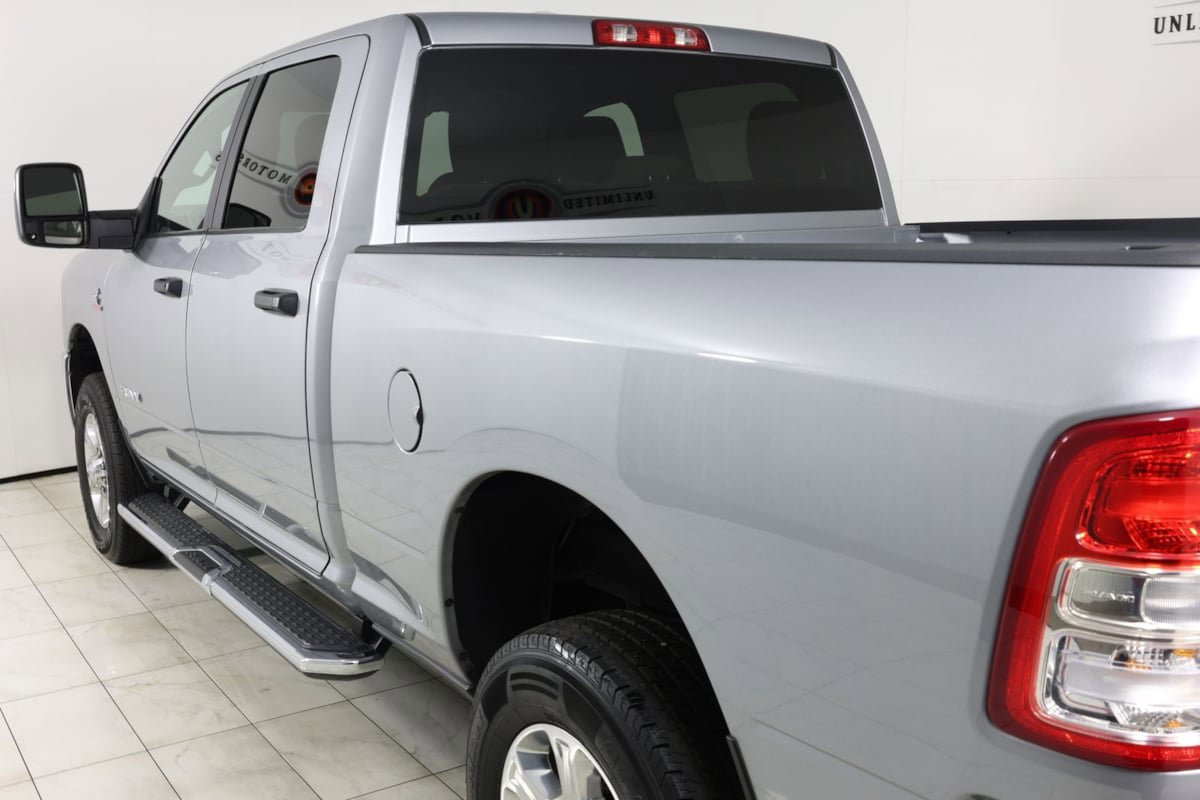 Used 2024 RAM 2500 Big Horn AWD/4WD image 43