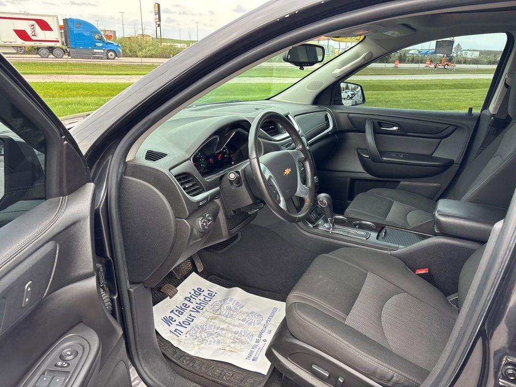 Used 2016 Chevrolet Traverse LT w/ Style and Technology Package AWD/4WD image 25