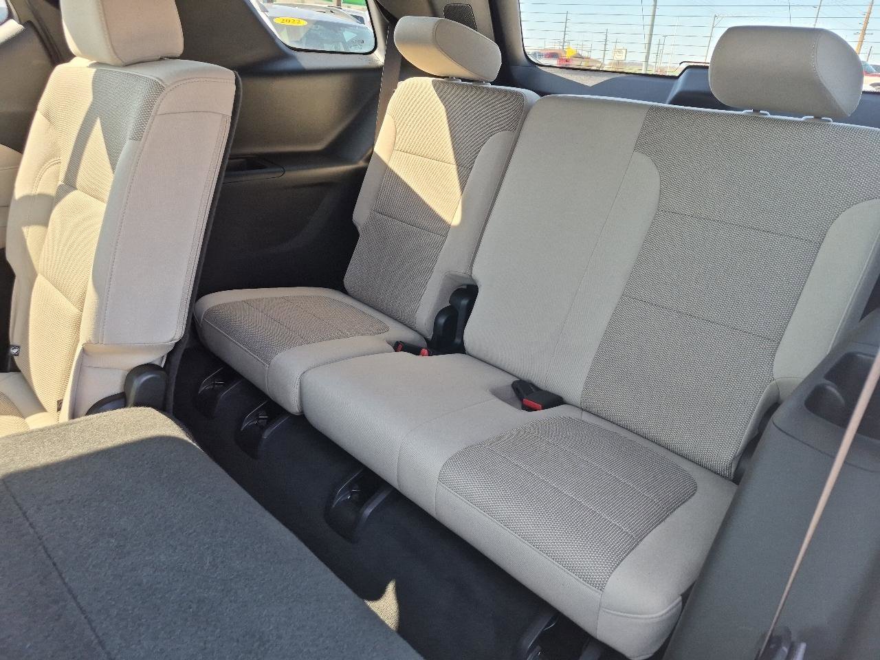 Used 2022 Chevrolet Traverse LS AWD/4WD image 13