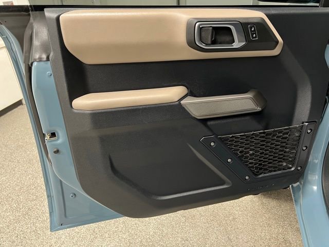 Used 2023 Ford Bronco Wildtrak image 24