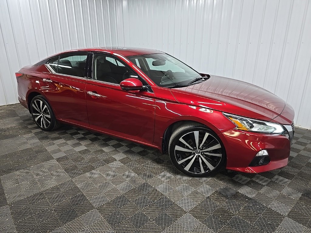 Used 2019 Nissan Altima 2.5 Platinum image 1