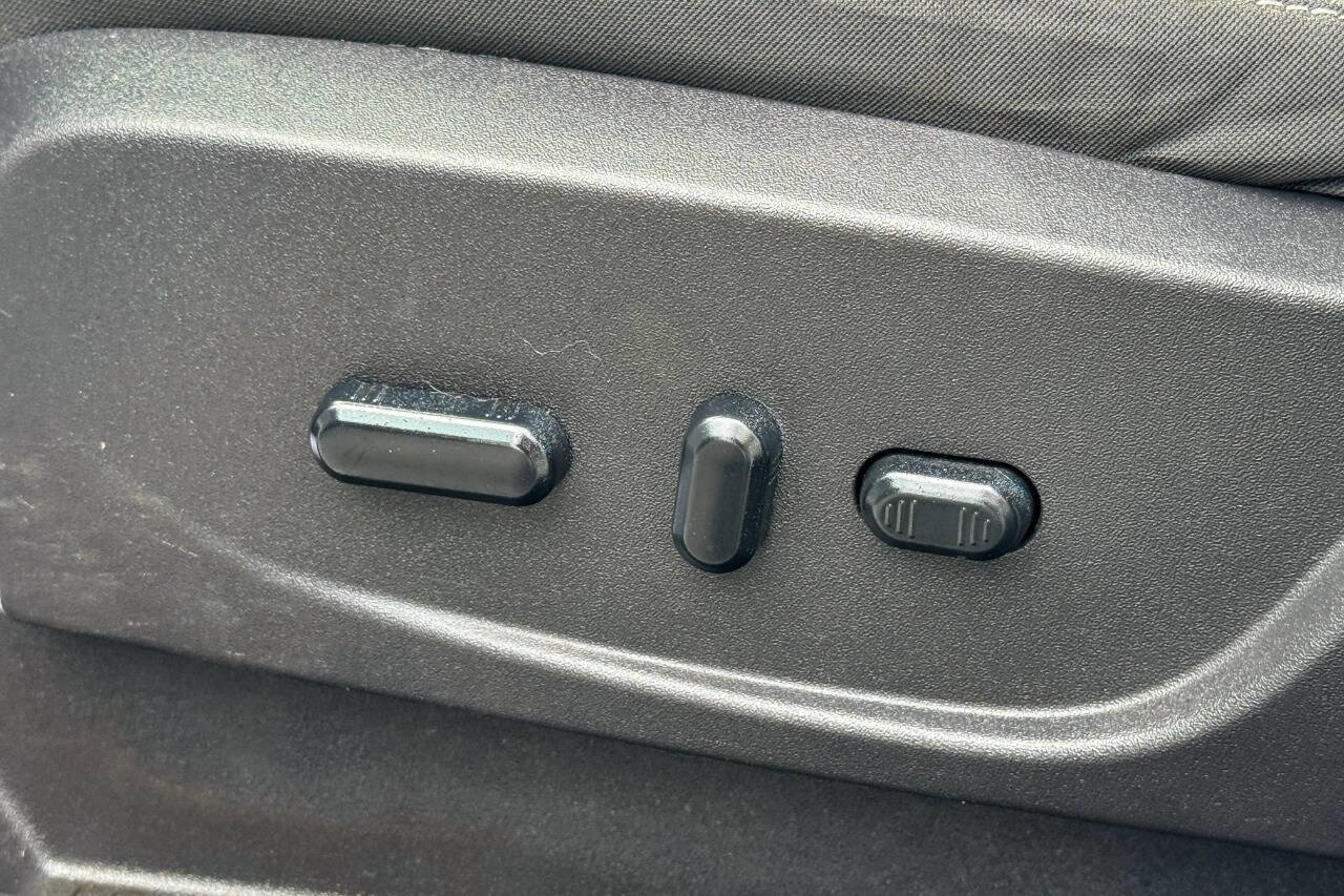 Used 2014 Ford Escape SE image 17