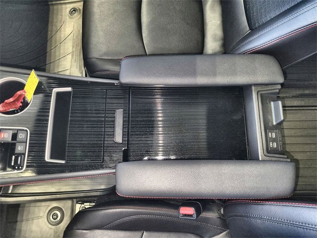 Certified 2025 Toyota Sienna XSE image 20