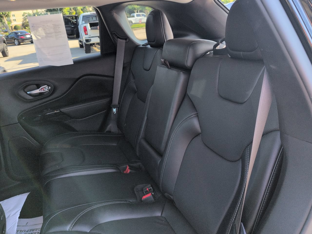 Certified 2023 Jeep Cherokee Altitude Lux w/ Lux Elite Package AWD/4WD image 13