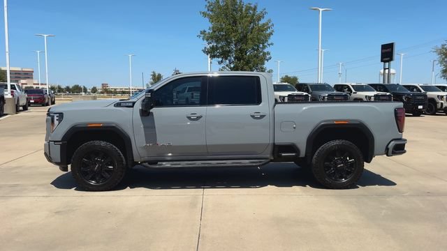 Used 2024 GMC Sierra 2500 AT4 w/ Technology Package AWD/4WD image 5