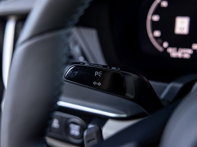 Used 2025 Porsche 911 Carrera GTS image 37