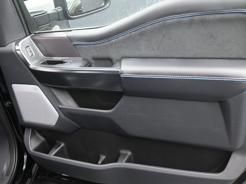 New 2026 Ford F250 Platinum image 14