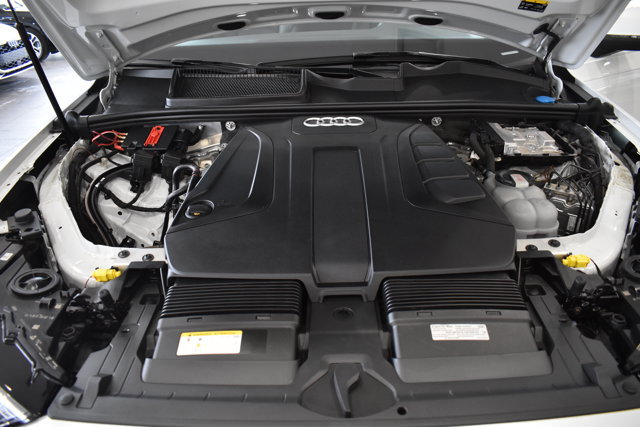 Used 2023 Audi Q7 Premium Plus w/ Premium Plus Package image 40