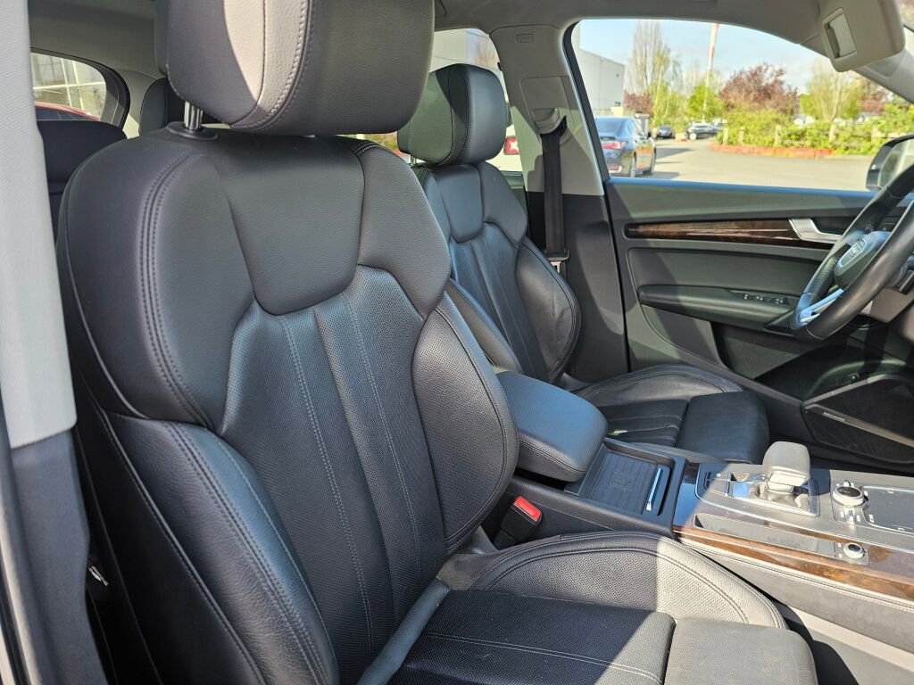 Used 2019 Audi Q5 2.0T Premium Plus w/ Premium Plus Package image 12