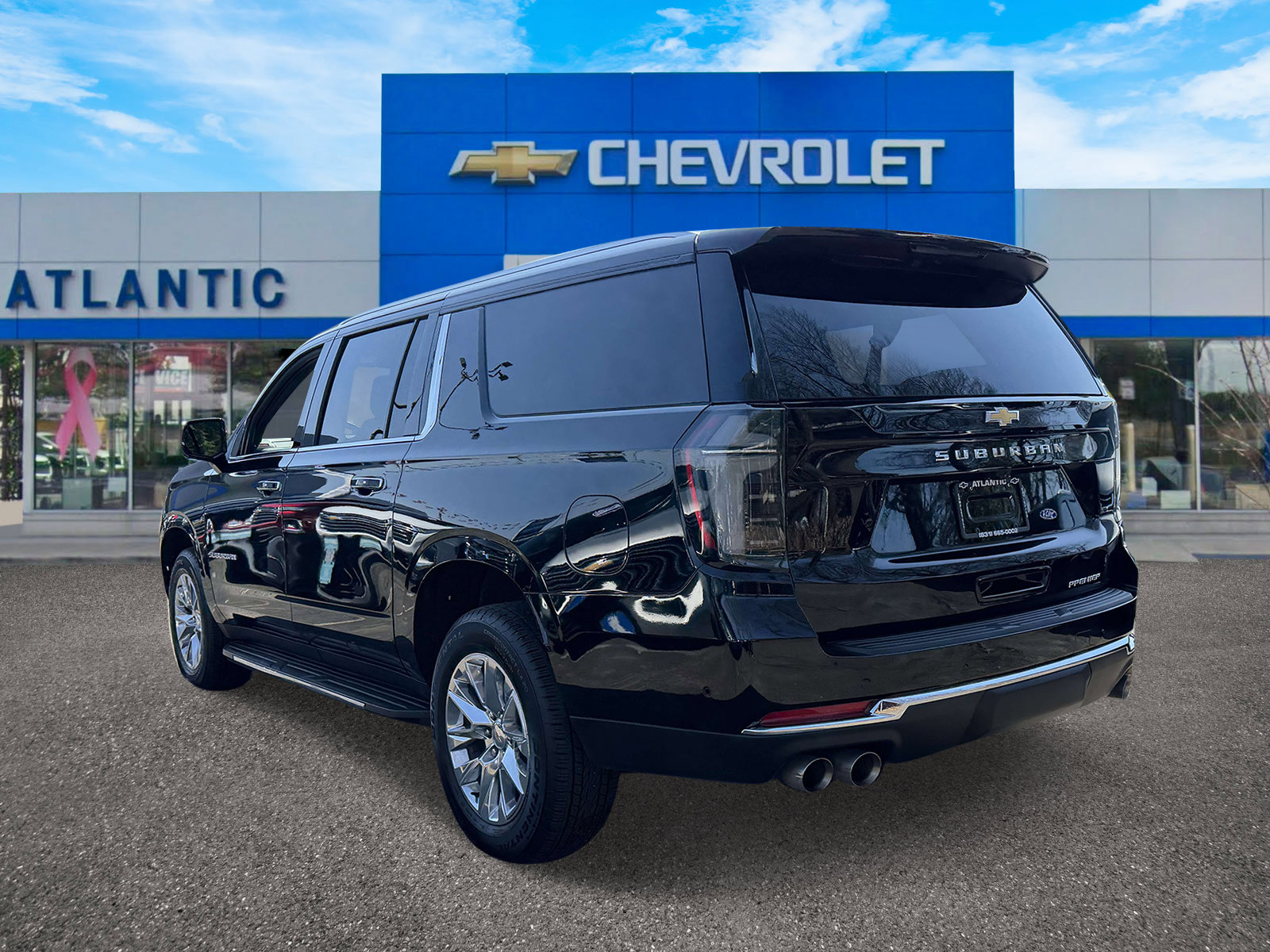 Certified 2025 Chevrolet Suburban Premier AWD/4WD image 3