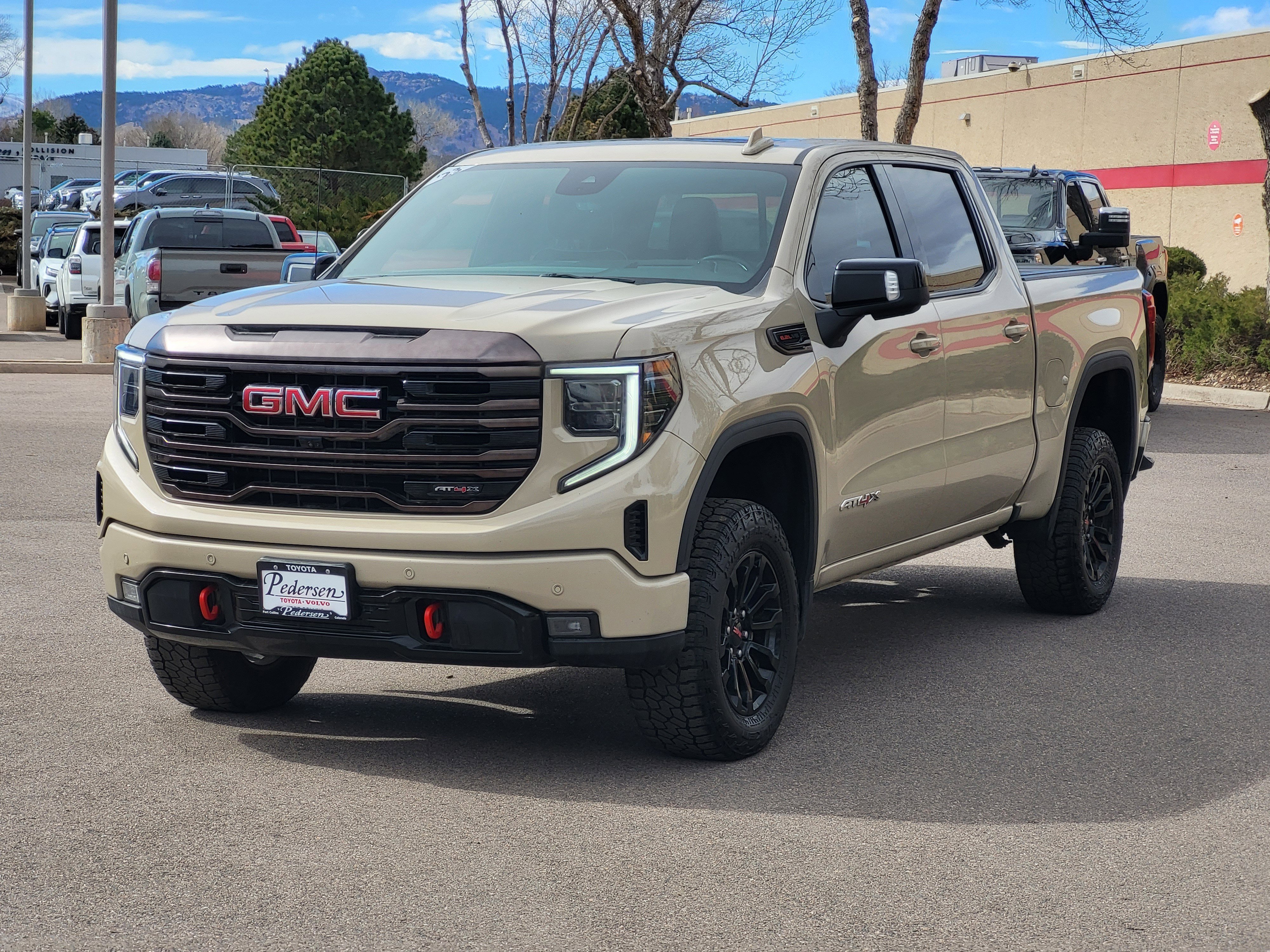Used 2023 GMC Sierra 1500 AT4X image 4