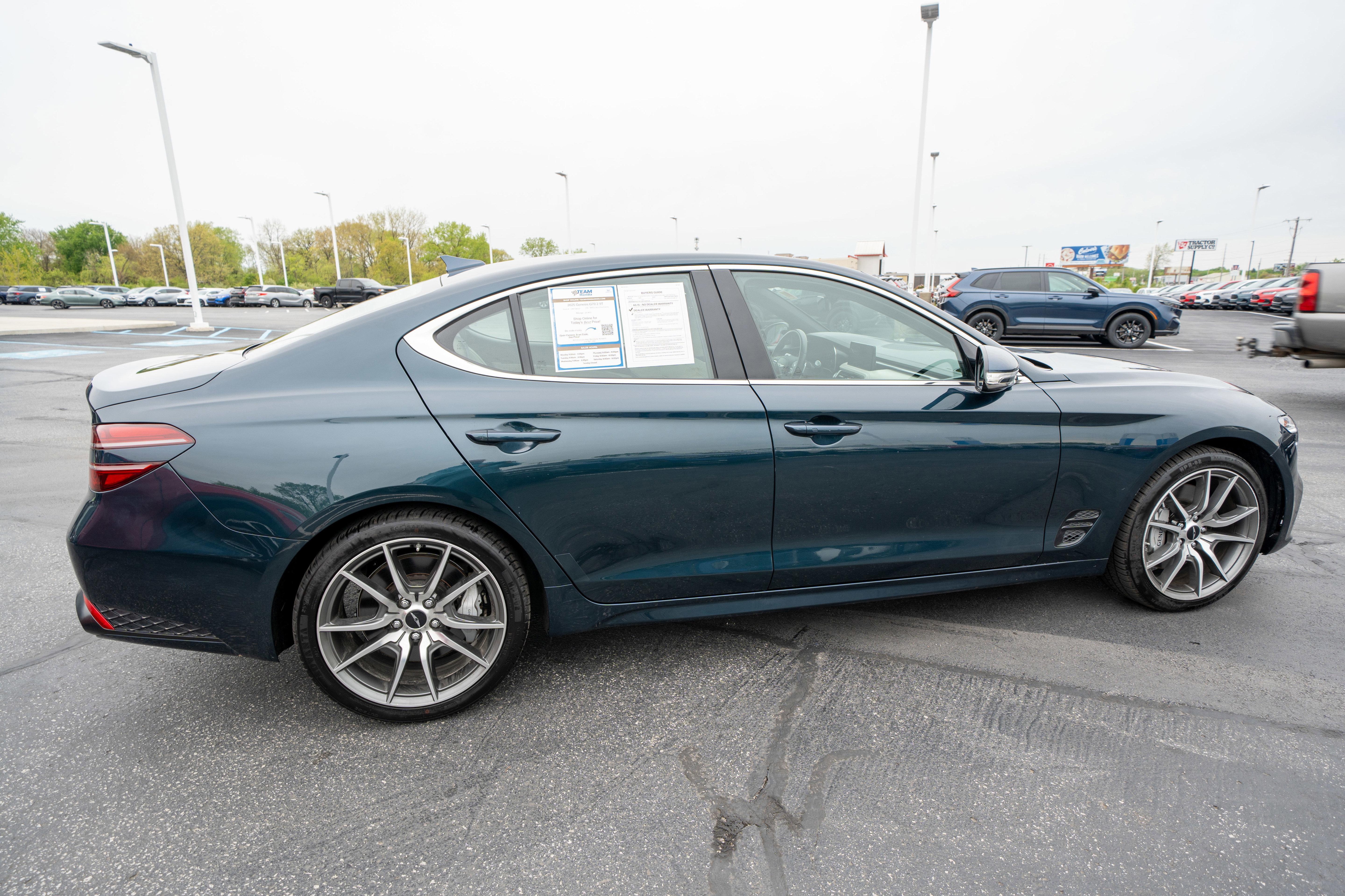 Used 2025 Genesis G70 2.5T RWD image 6