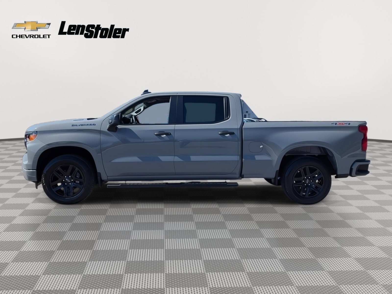 Used 2024 Chevrolet Silverado 1500 Custom image 2