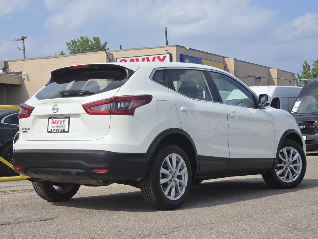 Used 2022 Nissan Rogue Sport S FWD image 14