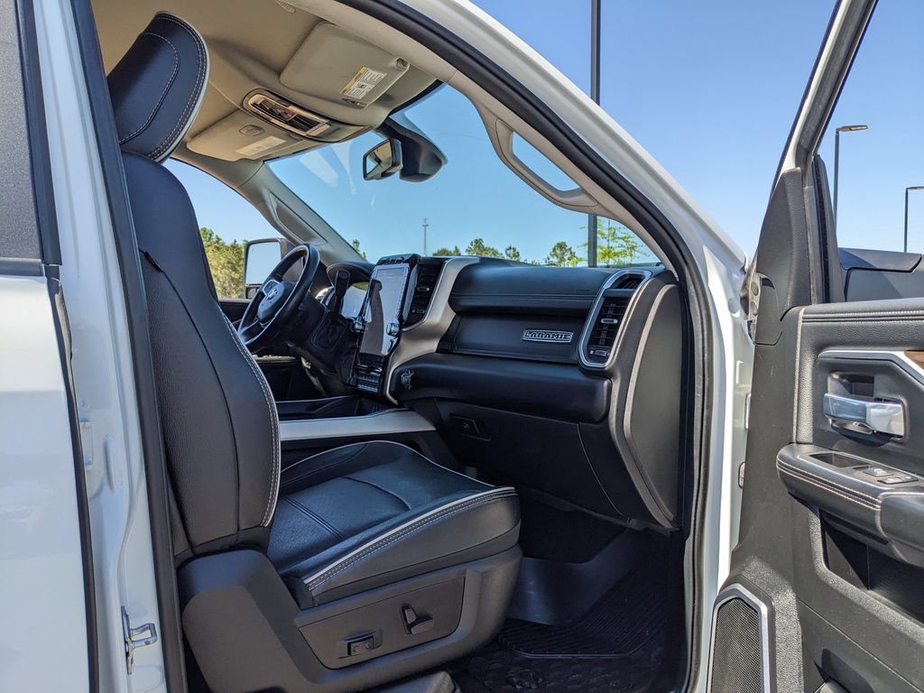 Used 2023 RAM 2500 Laramie AWD/4WD image 46