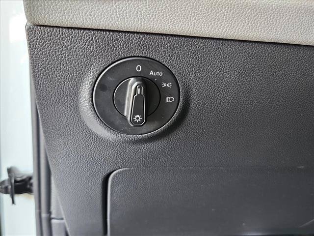 Used 2022 Volkswagen Taos SE FWD image 27
