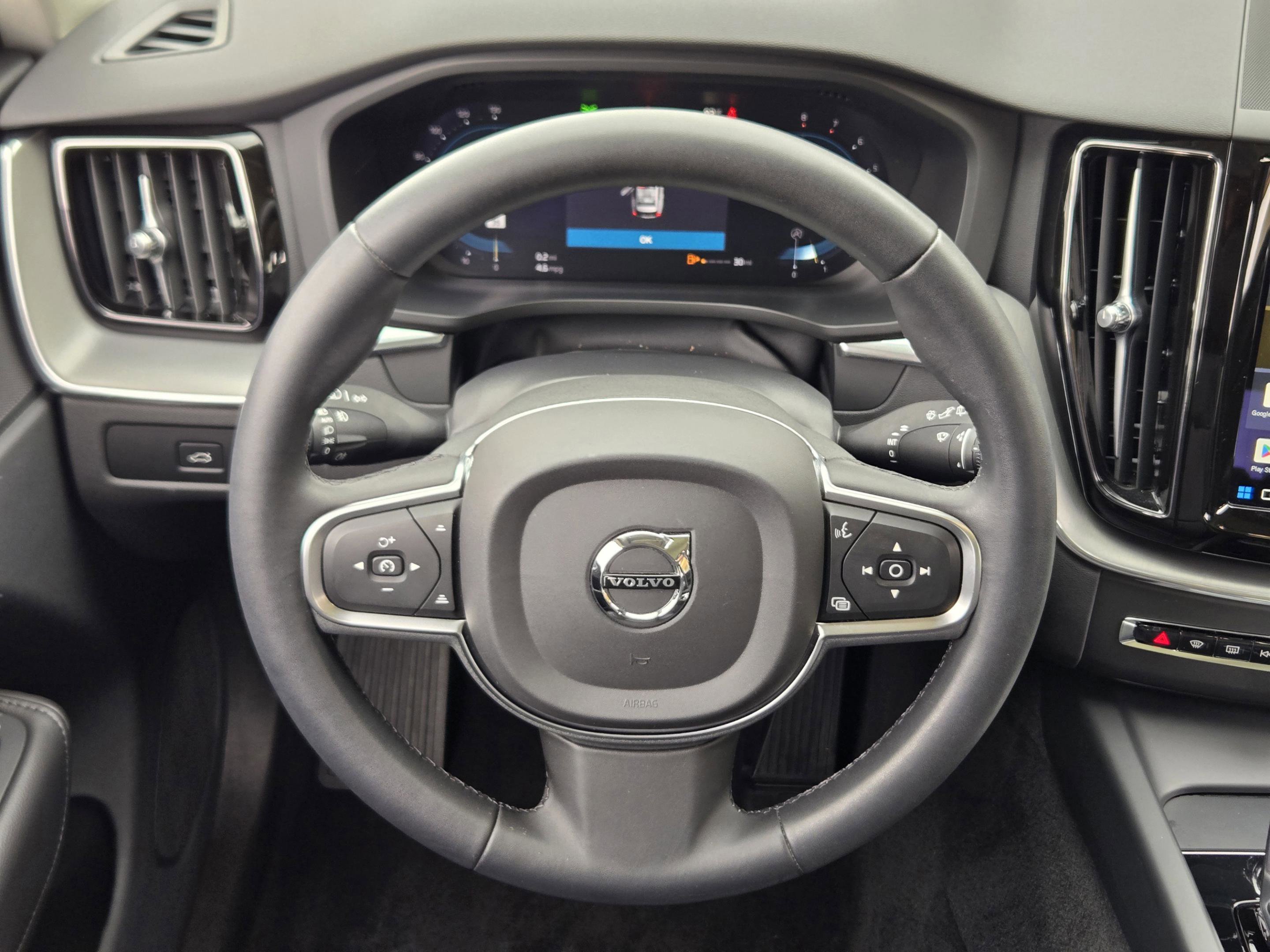 Used 2023 Volvo XC60 B5 Core w/ Climate Package image 37