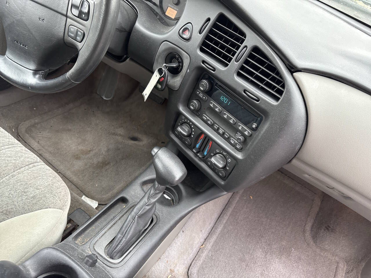 Used 2004 Chevrolet Monte Carlo LS w/ Preferred Equipment Group FWD image 14