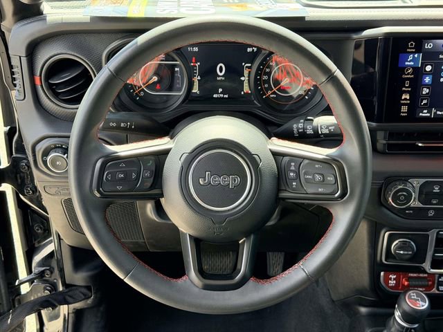 Used 2024 Jeep Wrangler Unlimited Rubicon AWD/4WD image 18