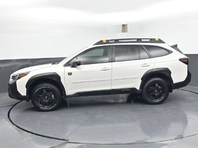 Used 2025 Subaru Outback Wilderness AWD/4WD image 4