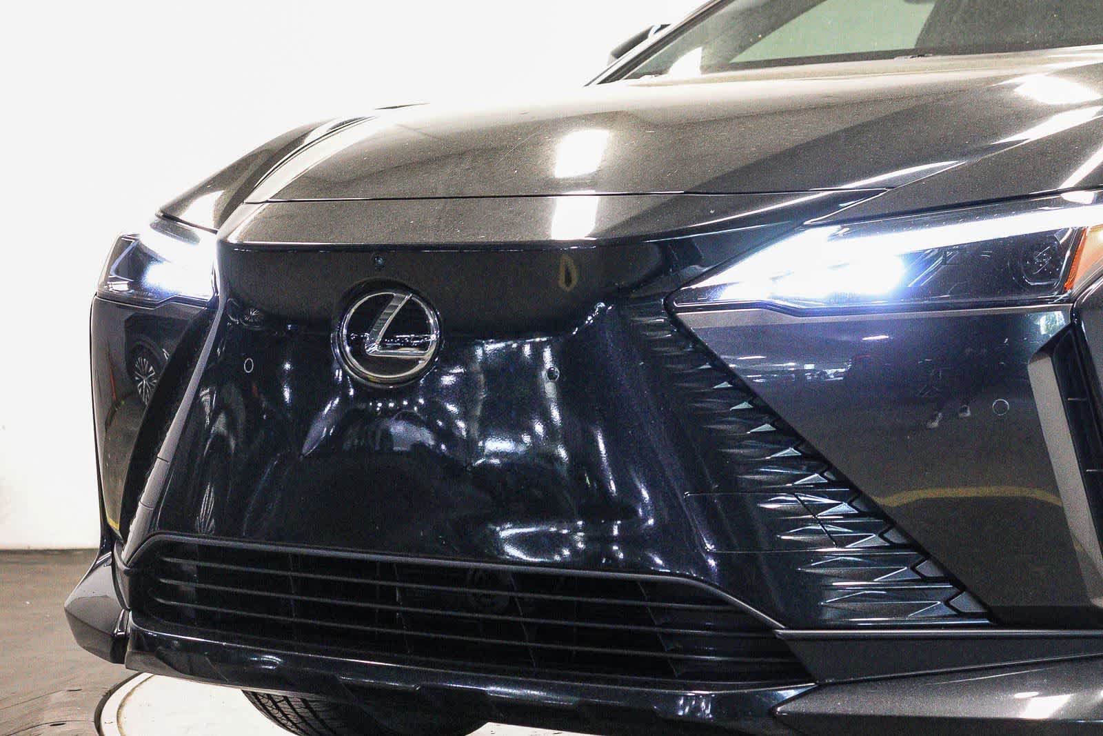 Used 2024 Lexus RZ 300e Premium w/ Accessory Package (Z1) FWD image 8