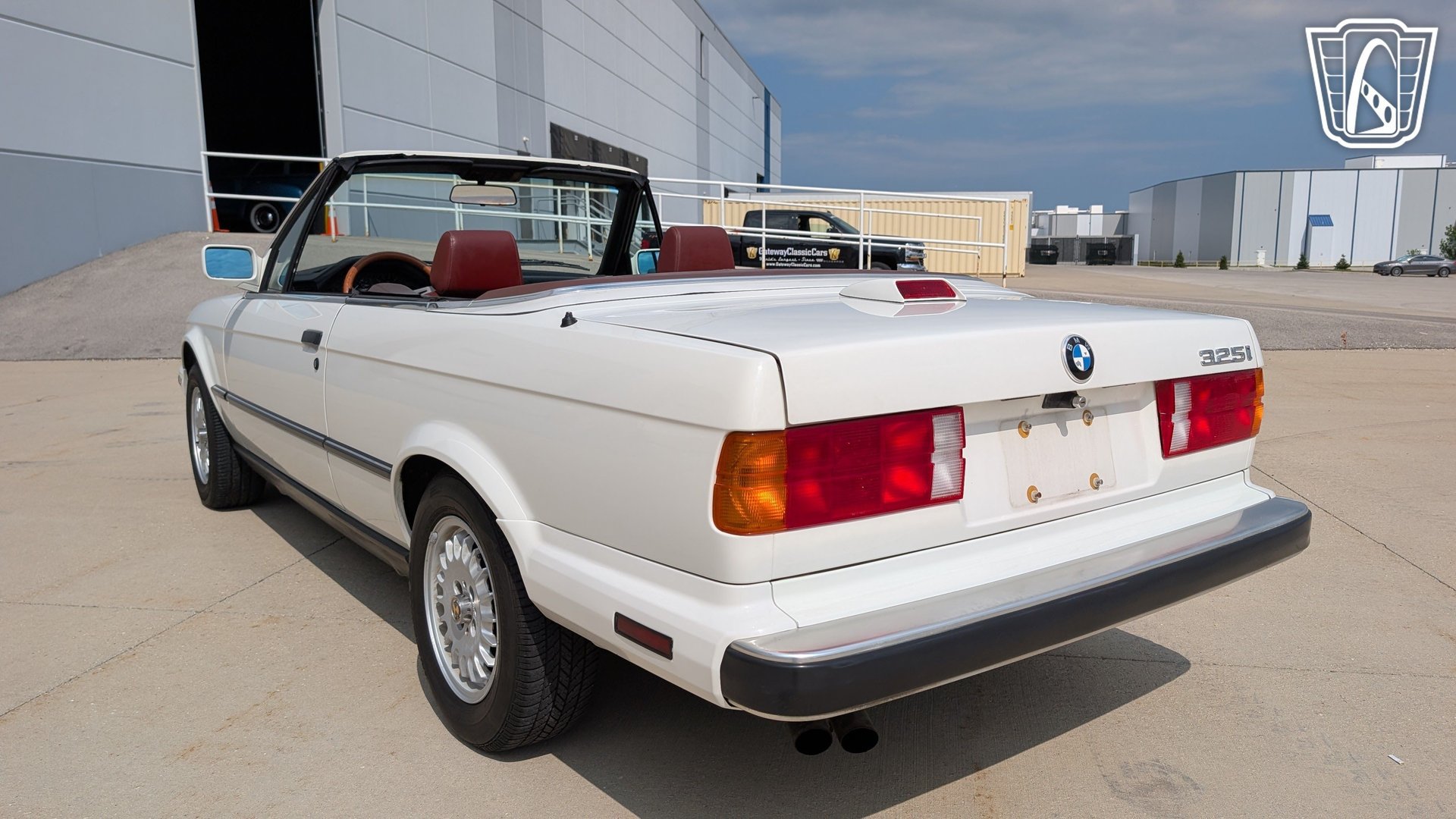Used 1987 BMW 325i Convertible RWD image 9