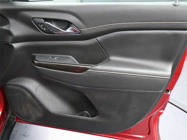 Used 2021 GMC Acadia AT4 w/ Technology Package image 34