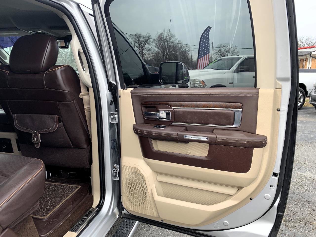 Used 2014 RAM 1500 Laramie Longhorn RWD image 37