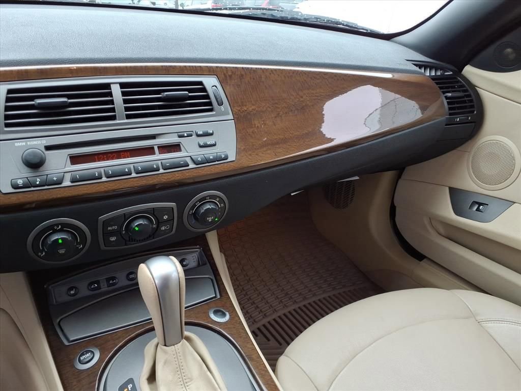 Used 2003 BMW Z4 3.0i image 17