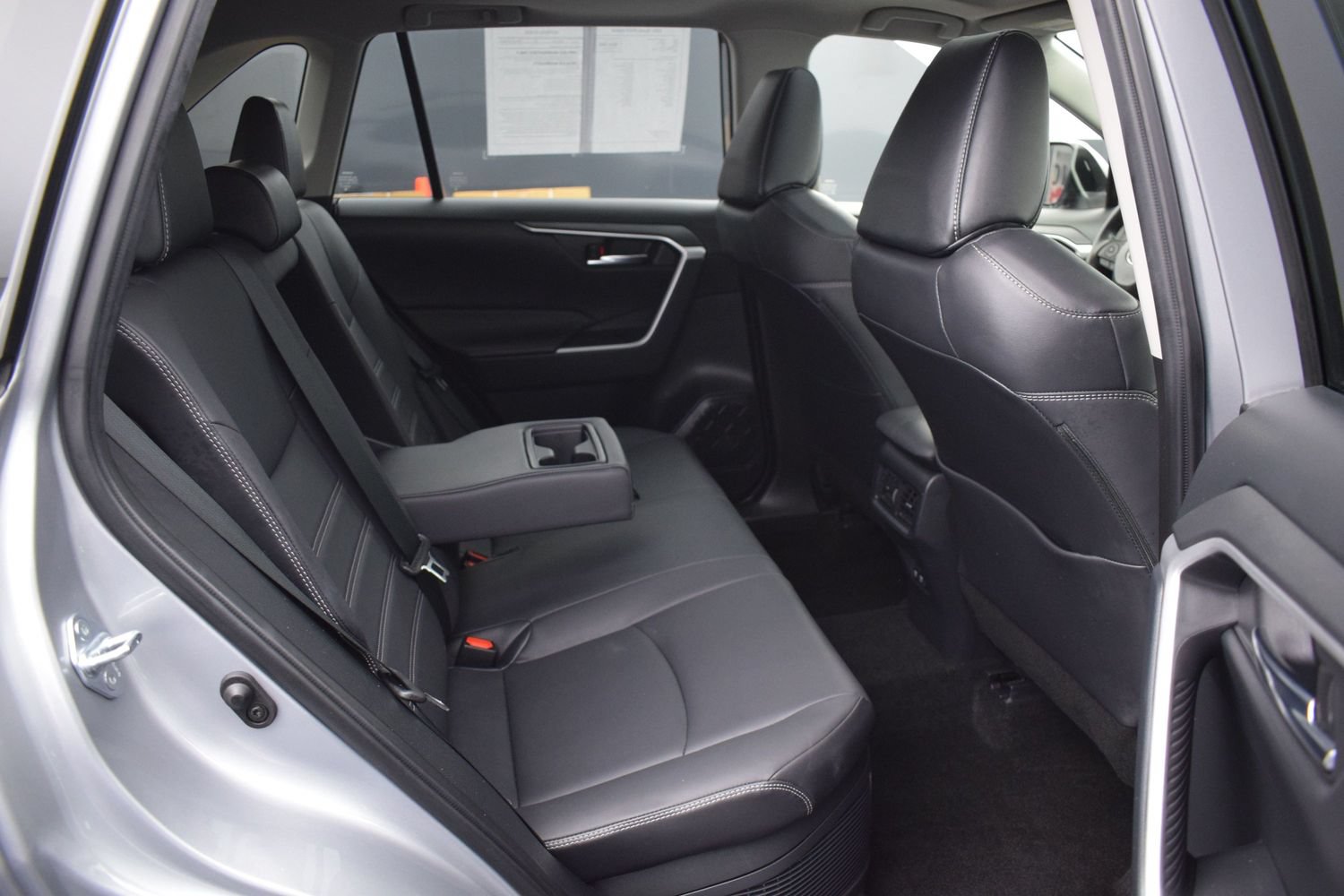 Used 2021 Toyota RAV4 XLE Premium AWD/4WD image 11