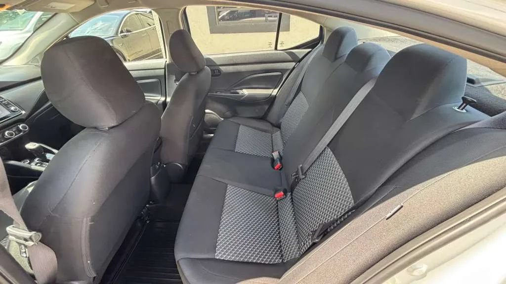 Used 2020 Nissan Versa S FWD image 10