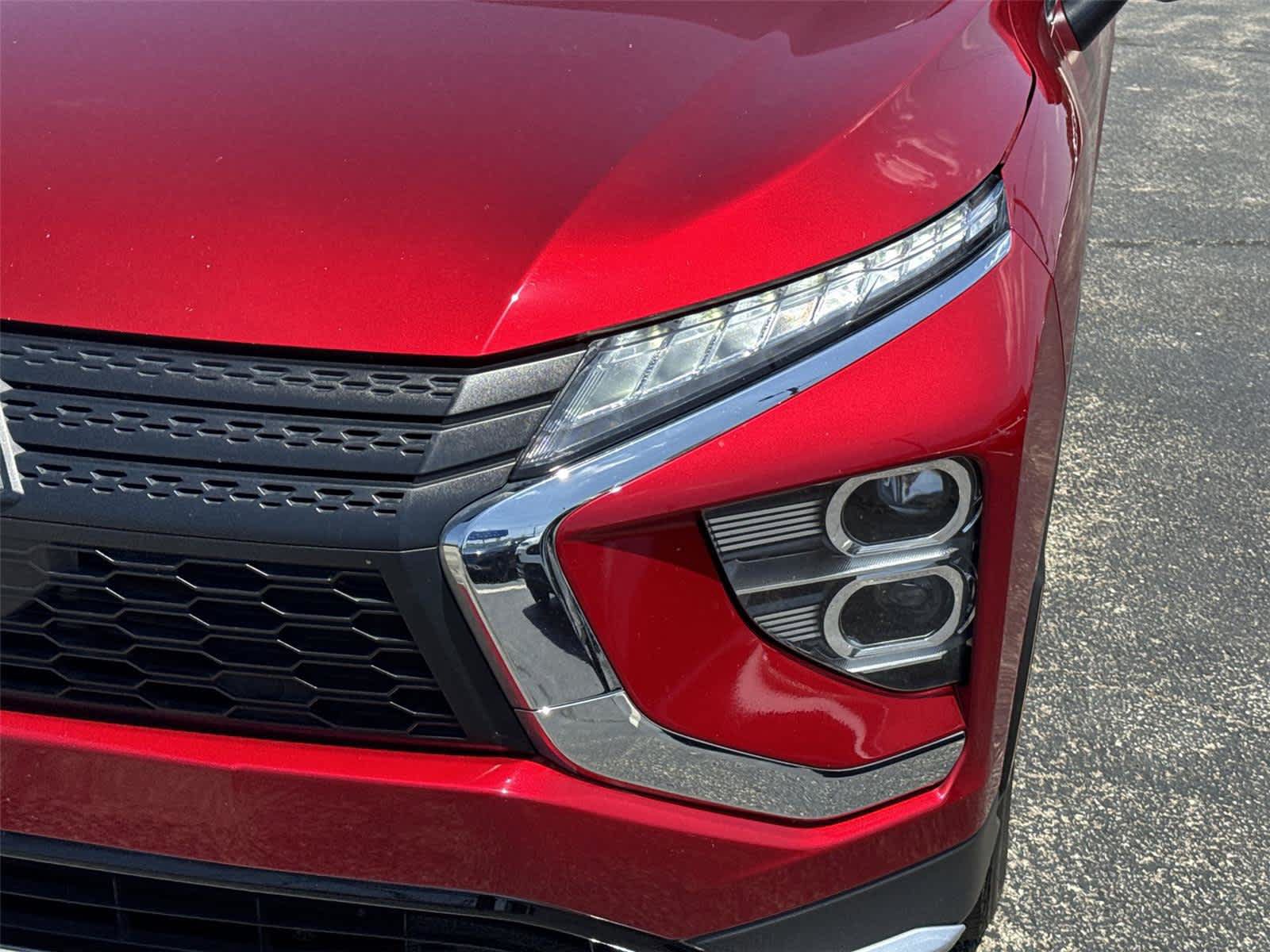 Used 2022 Mitsubishi Eclipse Cross SEL AWD/4WD image 9