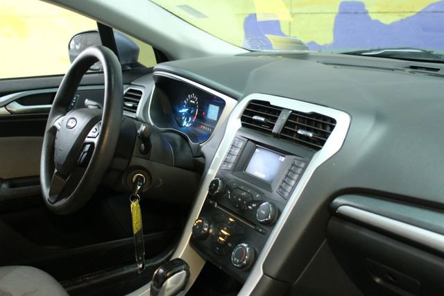 Used 2014 Ford Fusion S image 10