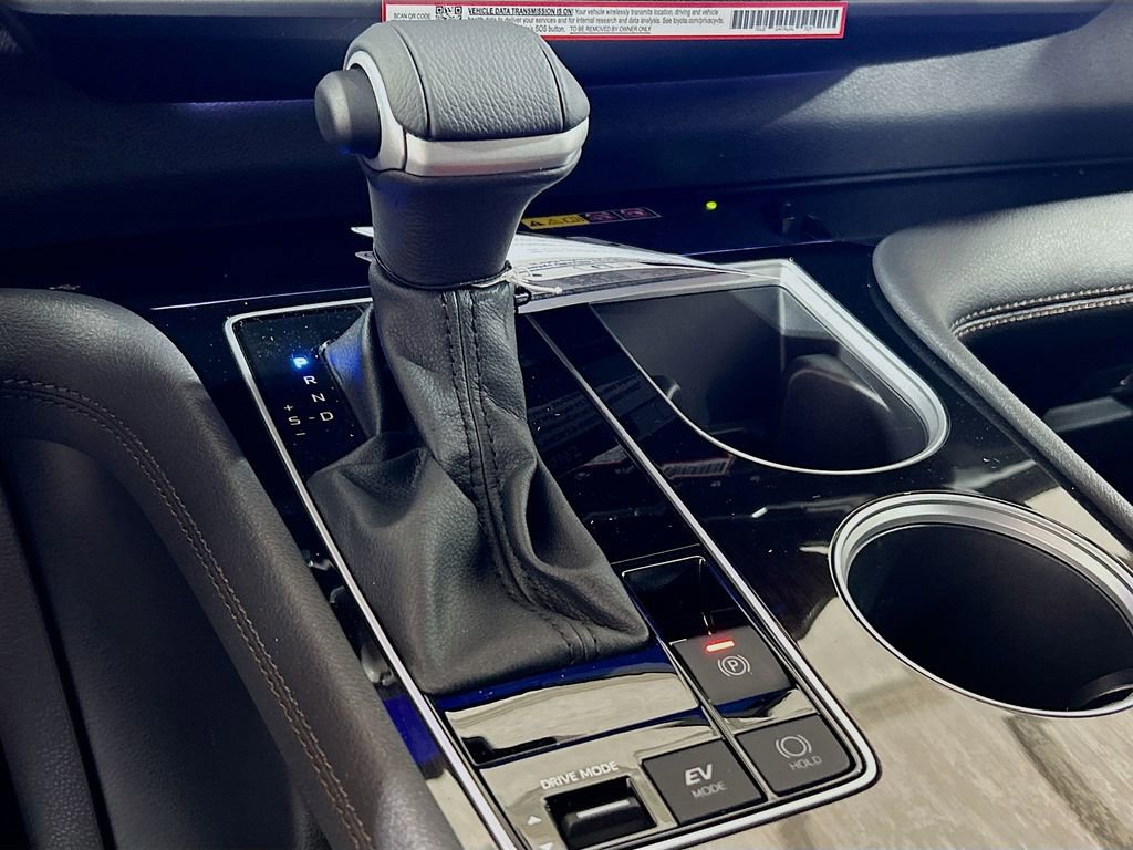 New 2026 Toyota Sienna Platinum AWD/4WD image 15