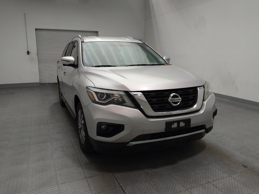 Used 2019 Nissan Pathfinder SL FWD image 14